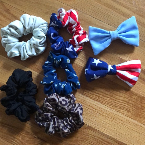 American Apparel Accessories - American Apparel Scrunchies and Bows American Apparel Accessories - American Apparel Scrunchies and Bows